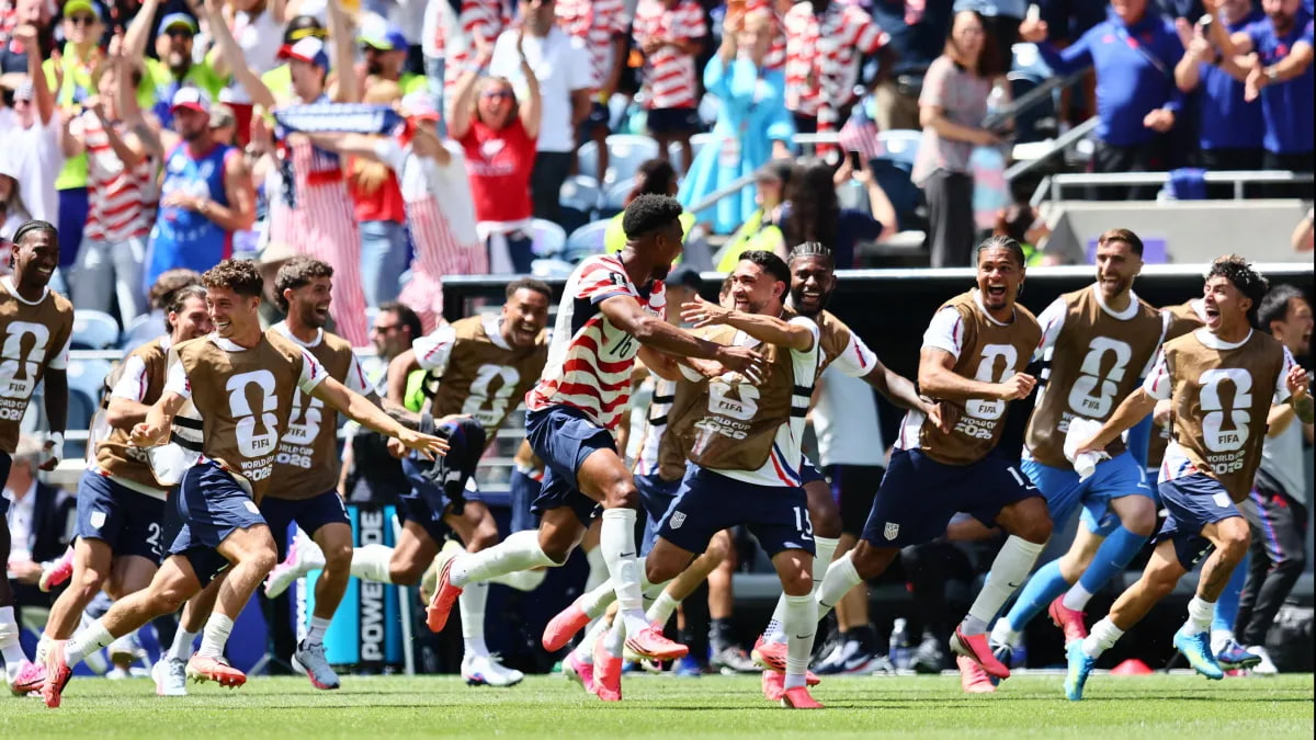 USMNT Beats Australia 2-0 in Seattle, Clinches 2026 World Cup Knockout Spot With Game to Spare