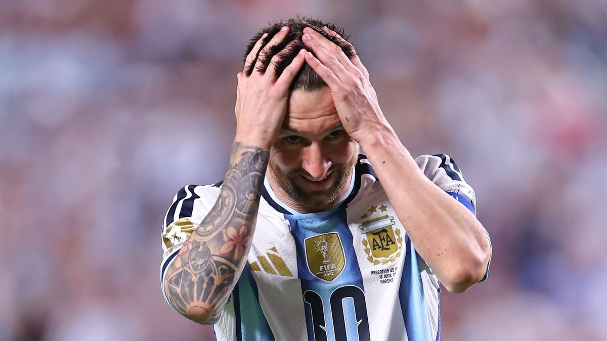 World Cup LIVE: TV Host Reportedly Quits Over Lionel Messi Incident as ITV's Emma Hayes Hits Back