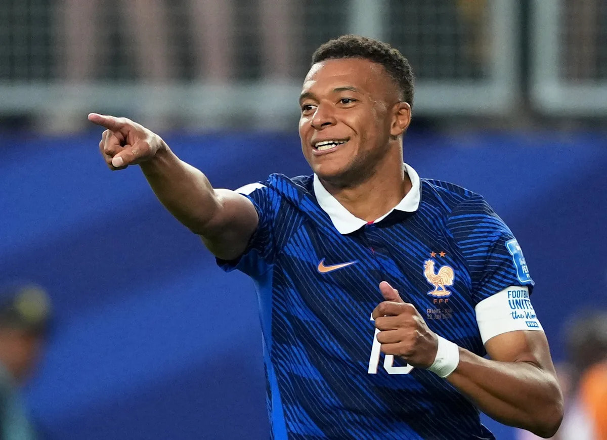 Kylian Mbappe Follows Lionel Messi's Record Day With Two Goals for France