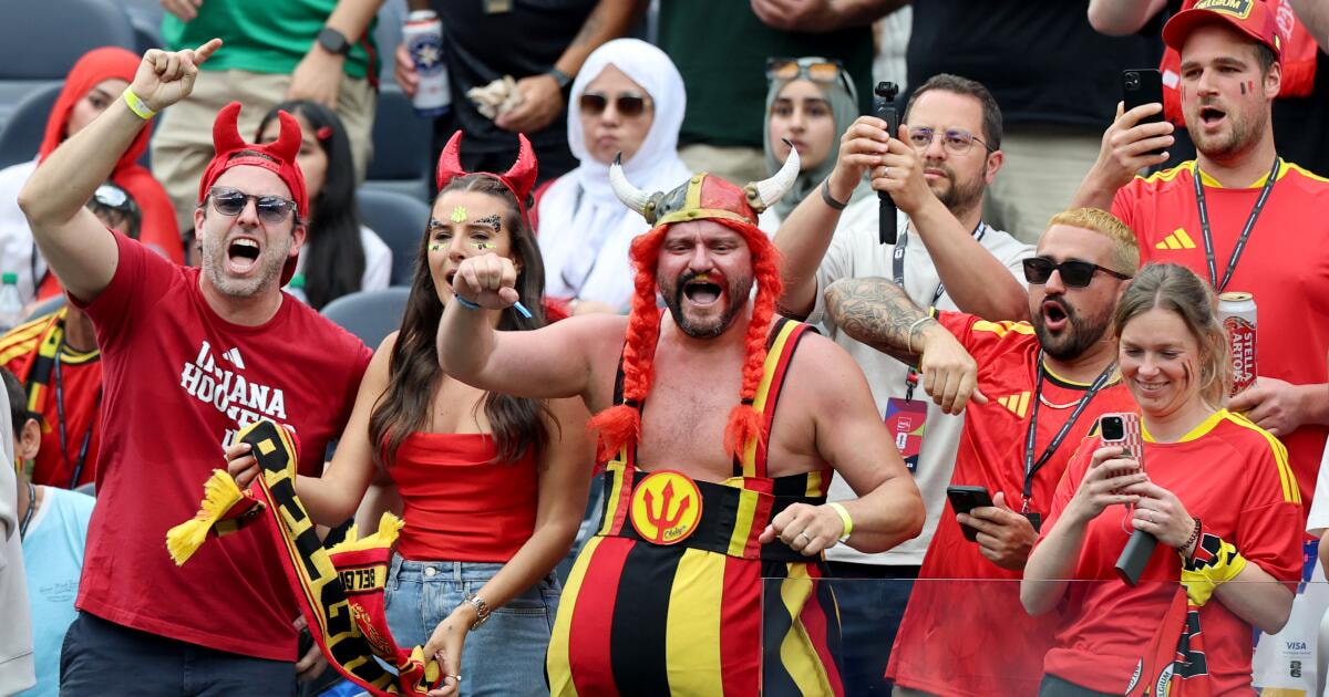 Lamine Yamal Scores on First World Cup Start as Spain Routs Saudi Arabia 4-0