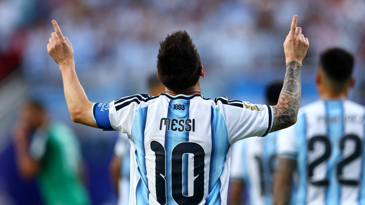 Messi, Argentina Take Over Dallas Stadium for Second World Cup Group Stage Game