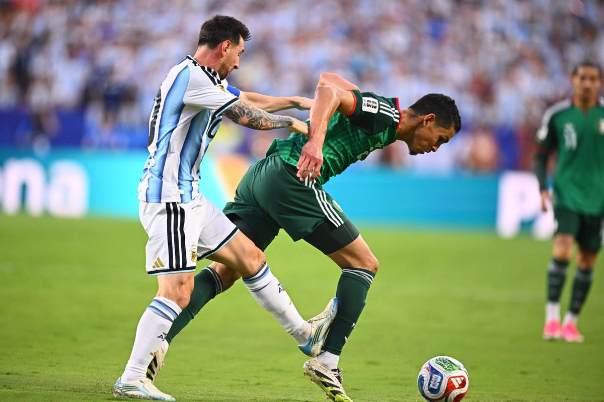 Algeria Files FIFA Complaint Over Refereeing and Lionel Messi Foul in 3-0 World Cup Loss to Argentina