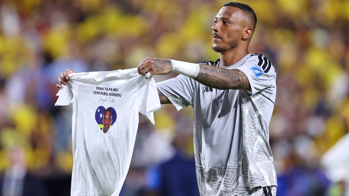 Eloy Room Makes 15 Saves as Curacao Earns First World Cup Point