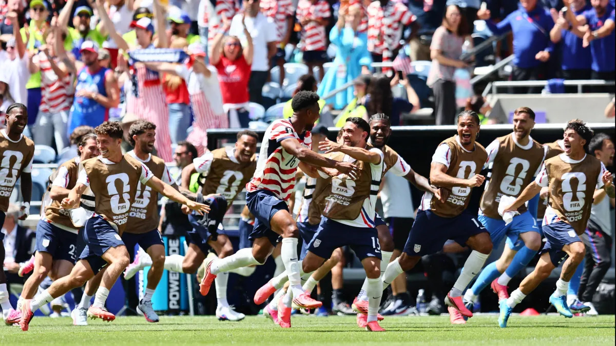 USMNT Beats Australia 2-0 in Seattle, Clinches 2026 World Cup Knockout Spot With Game to Spare